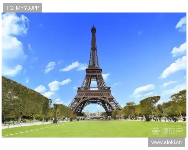 巴黎圣日耳曼阵容逻辑转变:从巨星堆叠到团队构建,对争冠模式形成影响 巴黎圣日耳曼阵容逻辑转变:从巨星堆叠到团队构建,对争冠模式形成影响